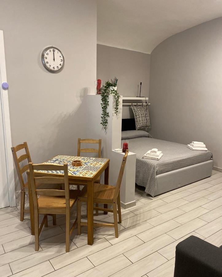 Ferienwohnung Ropelli Santa Chiara Neapel Exterior foto